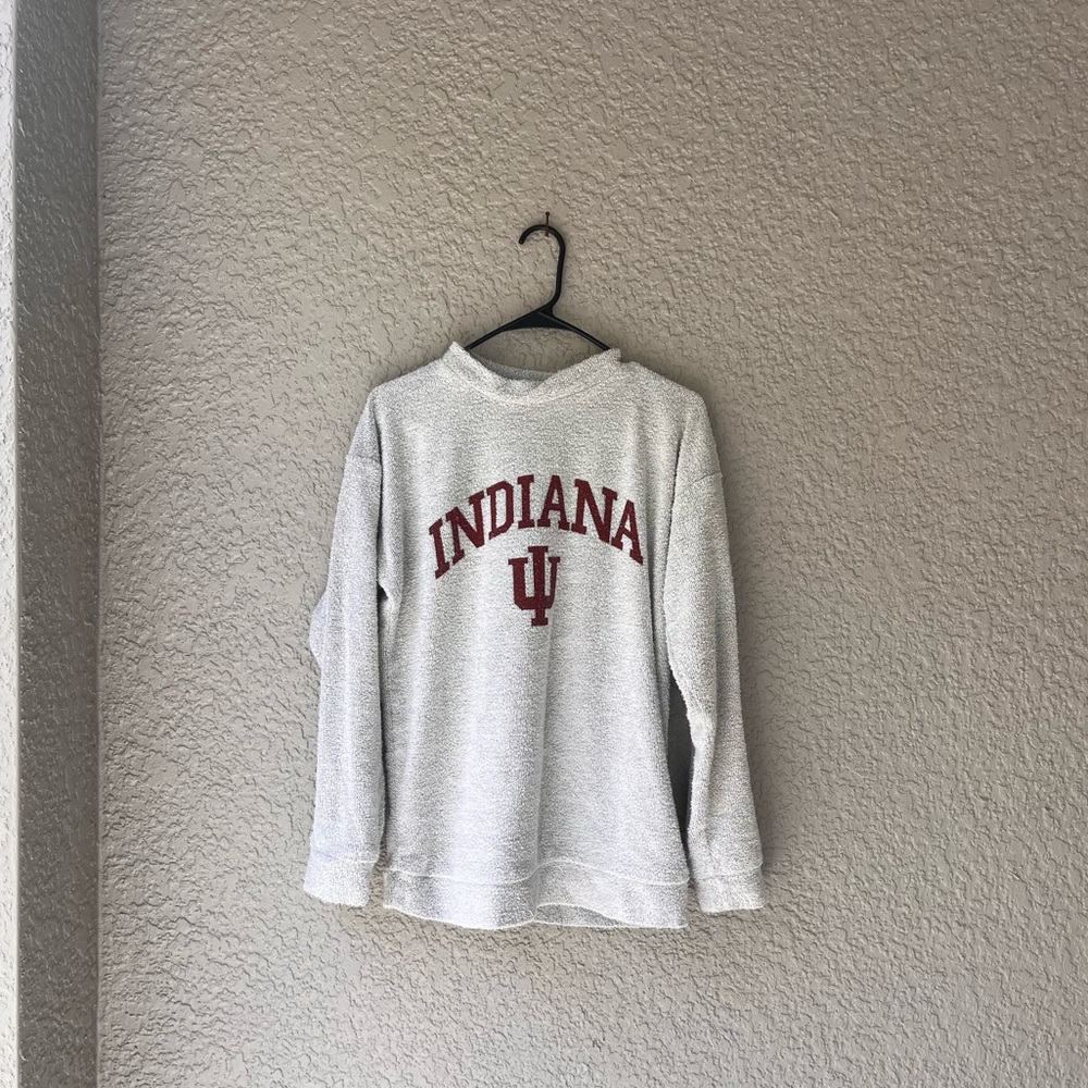 Woolly threads Indiana sweatshirt medium